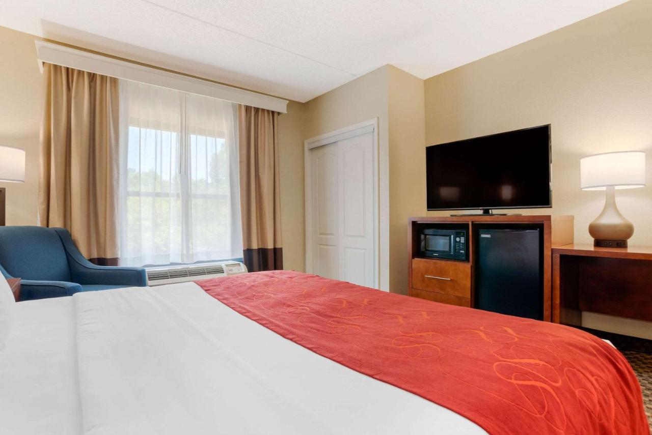 Comfort Suites Tallahassee Capitol - University Area Exterior photo