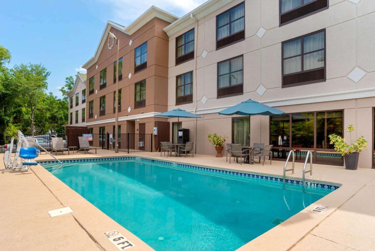 Comfort Suites Tallahassee Capitol - University Area Exterior photo