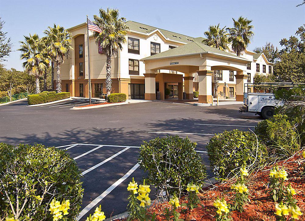 Comfort Suites Tallahassee Capitol - University Area Exterior photo